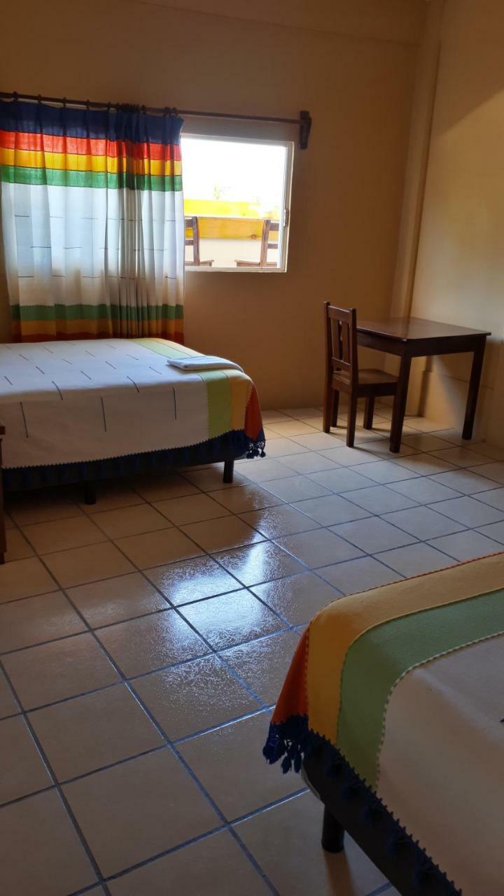 Hotel Alebrijes San Pedro Pochutla Extérieur photo
